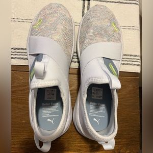 Puma Women’s Better Foam Prowl Slip On Sneakers/shoe, white-blue wash, sz 8